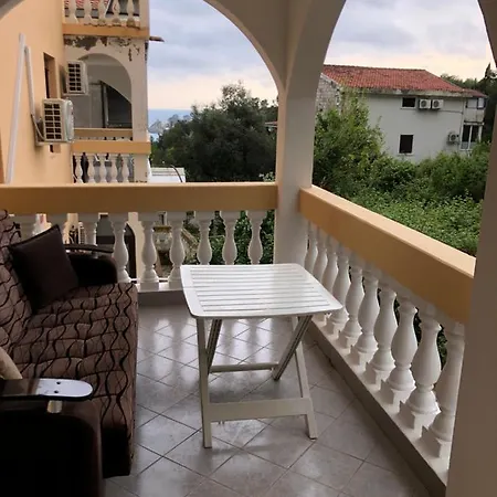 Apartmani Lime Petrovac 外观 照片