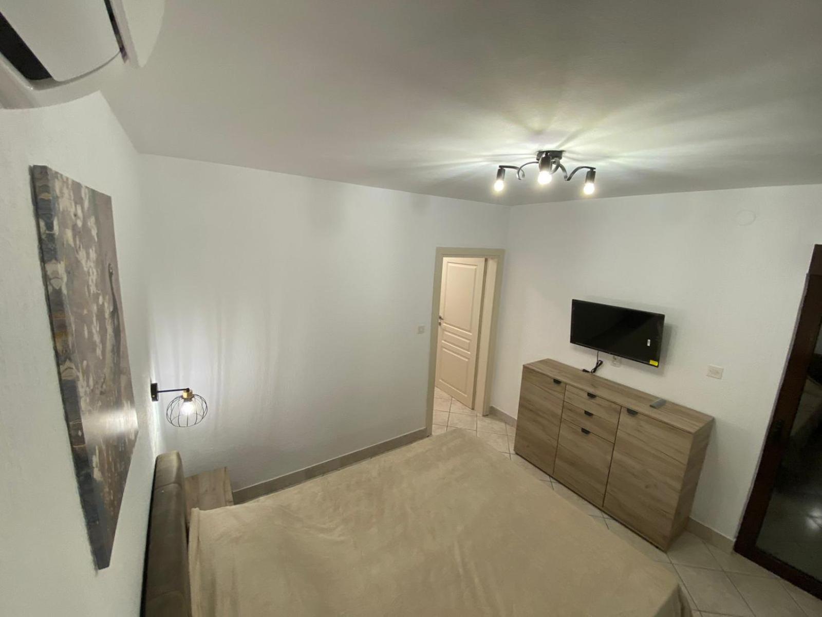 Lime Apartment *